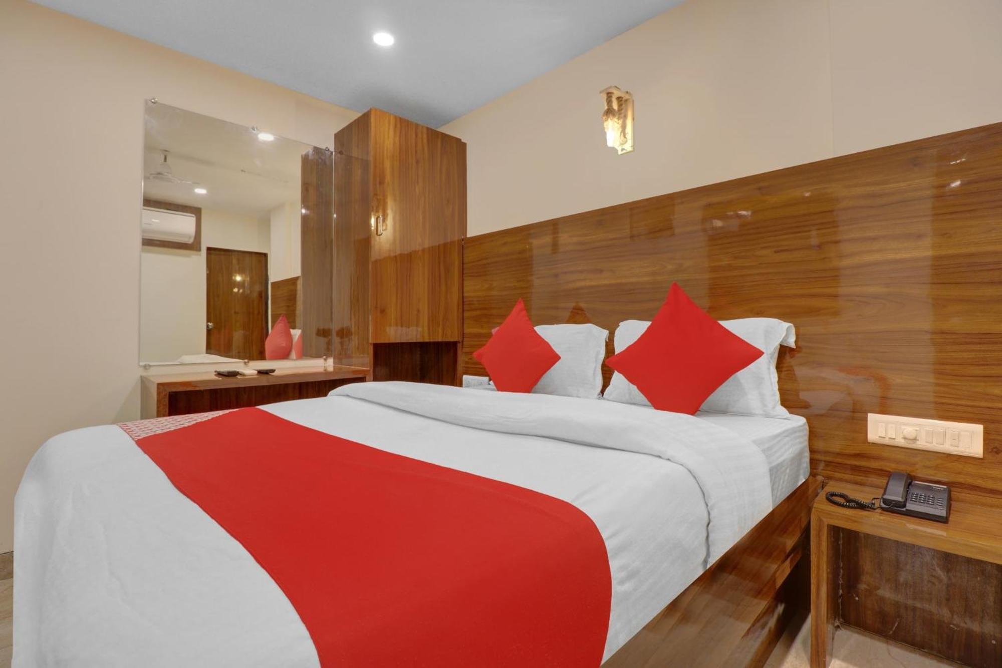 Hotel O Royal Park Mumbai Exterior photo